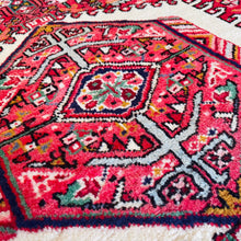 1950 QARAJEH RUG 5’ 1” x 6’ 6” (MED#856)