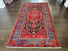 1950 ZANJAN RUG 4’ 4” x 8’ (MED/FEA#162)