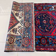 1930 PERSIAN ZANJAN RUG 3’ 4” x 8’ 10” (MED.RUN.FEA.167)