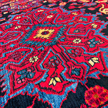 1950 NAHAVAND RUG 5’ 6” x 9’ 10” (MED.FEA.250)