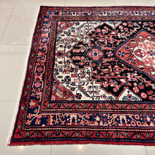 1960 NAHAVAND RUG 5’ 1” x 7’ 3” (MED.2633)