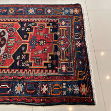 1950 TARUM ZANJAN RUG 4’ 1” x 6’ 9” (MED.7623)