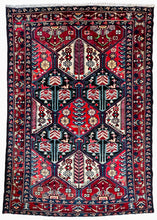 1940 BAKHTIARI RUG 5’ 1” x 7’ 2” (MED.6314)