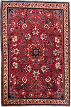 1970 HERIZ RUG 3’ 3” x 4’ 9” (MED#6173/6181)