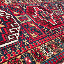 1930 PERSIAN BARJID RUG 3’ 2” x 10’ 6” (RUN.FEA.360)