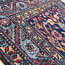 1930 ZANJAN RUG 3’ x 3’ 5” (SMA.FEA.6315)