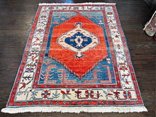 1980 BAKHSHAYESH RUG 4’ 6” x 6’ 2” (FEA.MED. GERO-001)