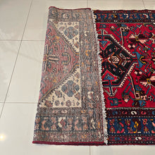 1930 BAKHTIARI RUG 4’ 4” x 6’ 5 (MED.FEA.6786)