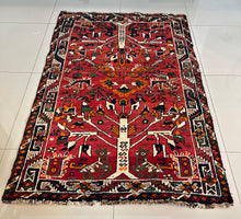 1960 SHIRAZ RUG 3’ 8” x 5’ 5” (MED.264)