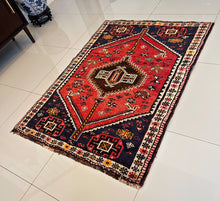 1950 SHIRAZ RUG 3’ 6” x 5’ (MED.245)