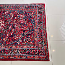 1970 BIRJAND RUG 4’ 4” x 6’ 9” (MED.FEA.320)