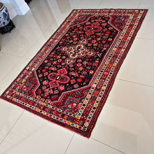 1950 TUYSERKAN RUG 3’ 10” x 6’ (MED.3501)