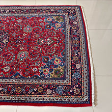 1970 SARUQ RUG 4’ 5” x 6’ 6” (MED.FEA.2634)