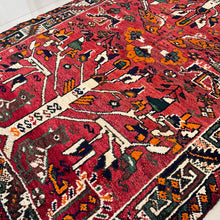 1960 SHIRAZ RUG 3’ 8” x 5’ 5” (MED.264)