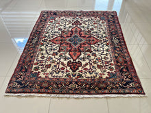 1950 HERIZ RUG 5’ 3” x 6’ 2” (MED#5992)