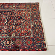 1950 QOLTUQ BIDJAR RUG 4’ 2” x 6’ 10” (MED.FEA.1160)