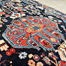 1940 NAHAVAND RUG 4’ 11” x 7’ 8” (MED.FEA.305)