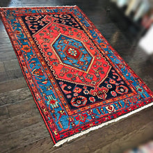 1930 ZANJAN RUG 4’ 4” x 6’ 6” (MED/FEA#948)