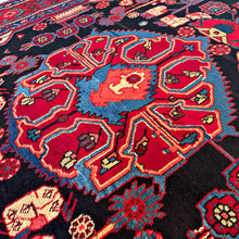 1960 NAHAVAND RUG 5’ 3” x 9’ 2” (MED.FEA.356)