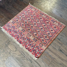 1900 YOMUD RUG 2’ 5” x 2’ 9” (SMA#794)