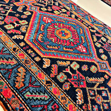 1930 PERSIAN KOLIYA RUG (MED.FEA.100)