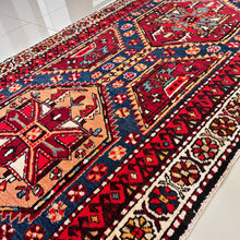 1930 HERIZ RUG 2’ 9” x 9’ 2” (RUN.5549)