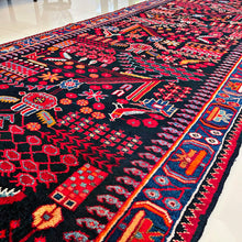 1940 SHAHSAVAN RUG 3’ 9” x 12’ 11” (RUN.FEA.39)