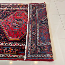 1960 TUYSERKAN RUG 4’ 6” x 6’ 6” (MED/FEA#21701)