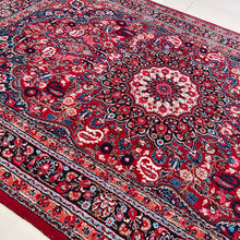 1970 BIRJAND RUG 4’ 4” x 6’ 9” (MED.FEA.320)