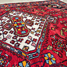 1940 NAHAVAND RUG 4’ 2” x 6’ 4” (MED.FEA.2631)