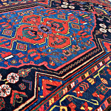 1930 BAKHTIARI RUG 4’ x 6’ 6” (MED.FEA.1401)