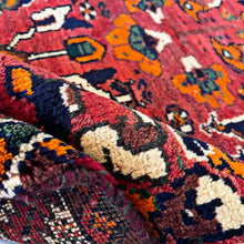 1960 SHIRAZ RUG 3’ 8” x 5’ 5” (MED.264)