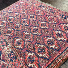 1900 YOMUD RUG 2’ 5” x 2’ 9” (SMA#794)