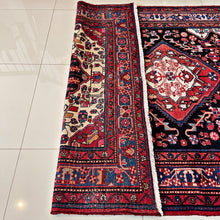 1960 NAHAVAND RUG 5’ 1” x 7’ 3” (MED.2633)