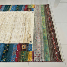 1980 GABBEH RUG 5’ 7” x 7’ 7” (MED.FEA.1912)