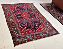 1930 PERSIAN ZANJAN RUG 4’ 5” x 6’ 7” (MED.FEA.202)