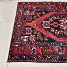 1940 SHAHSAVAN RUG 4’ 4” x 6’ 5” (MED.FEA.150)