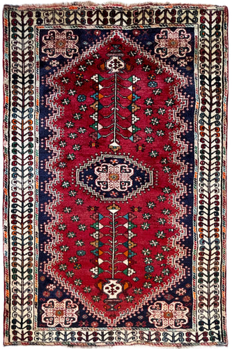 1970 SHIRAZ RUG 3’ 8” x 5’ 9” (MED.167)