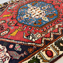 1950 SHIRAZ RUG 3’ 6” x 4’ 9” (MED.246)