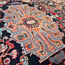 1950 NAHAVAND RUG 4’ 10” x 7’ 9” (MED. FEA#38115)