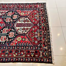 1940 BAKHTIARI RUG 5’ 1” x 7’ 2” (MED.6314)