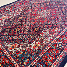 1970 SARUQ (SAROUK) 3’ 9” x 5’ 6” (MED.FEA.170)