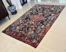 1940 NAHAVAND RUG 4’ 11” x 7’ 8” (MED.FEA.305)