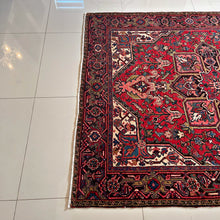 1950 HERIZ RUG 4’ 11” x 6’ 4” (MED/FEA:6164)