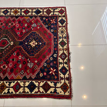 1970 SHIRAZ RUG 3’ 6” x 4’ 8” (MED#90)