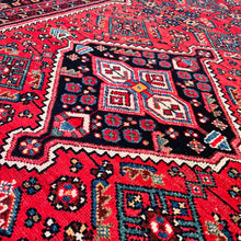 1940 HOSEYNABAD RUG 4’ 8” x 7’ 3” (MED.6056)