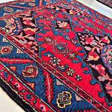 1940 ZANJAN RUG 4’ 3” x 6’ 5” (MED.100)