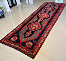 1960 SARAB RUG 3’ 9” x 11’ (RUN# 573)