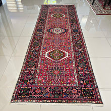 1950 QARAJEH (KARAJEH) RUG 3’ 7” x 11’ (RUN.FEA.5911)