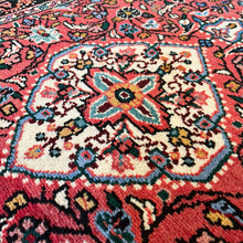 1960 TUYSERKAN RUG 2’ 7” x 4’ 3” (SMA.851)